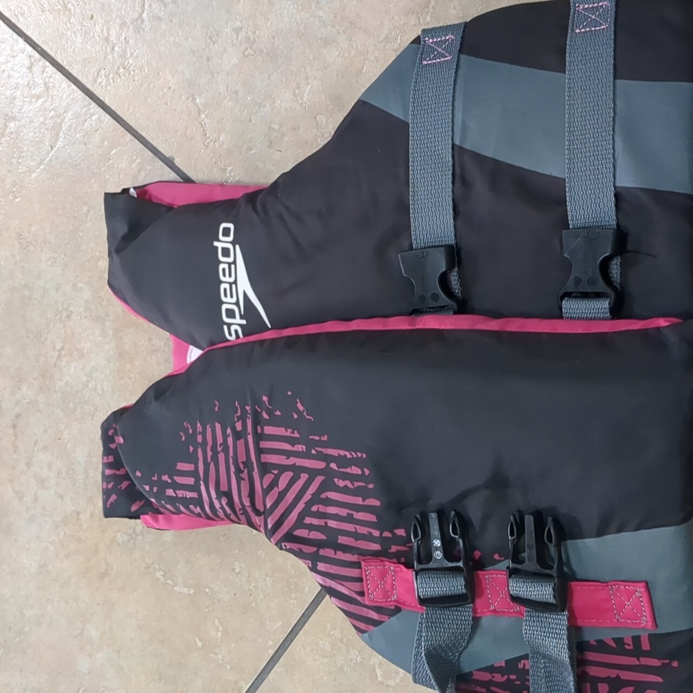 Speedo floating aid